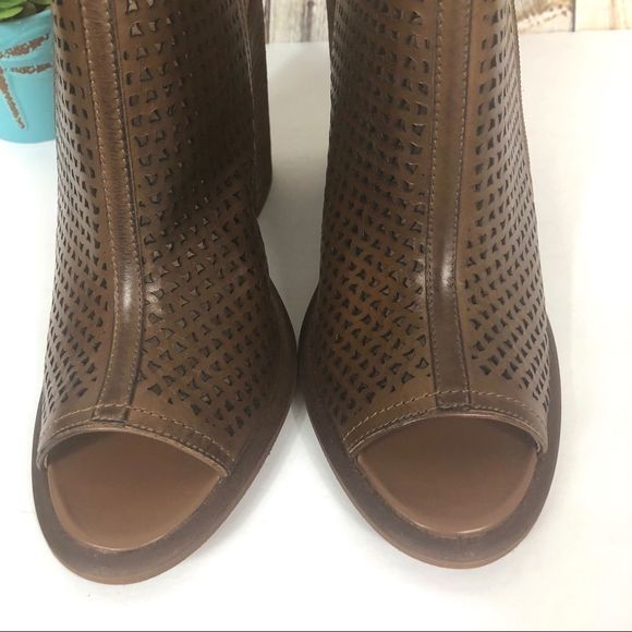 NEW Kelsi Dagger Brooklyn Mason Open Toe Heeled Sandals - Picture 4 of 8